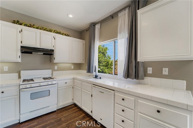 Detail Gallery Image 12 of 27 For 26332 Saint David St, Loma Linda,  CA 92354 - 4 Beds | 2/1 Baths