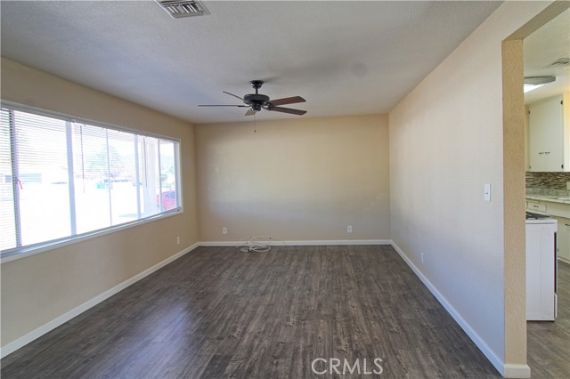 Detail Gallery Image 5 of 12 For 1416 W Nicolet St, Banning,  CA 92220 - 3 Beds | 1 Baths