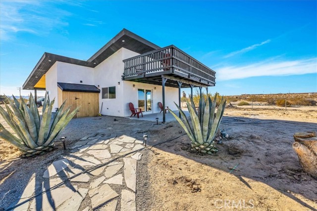 1421 Sunrise Avenue, 29 Palms CA: https://media.crmls.org/medias/a795fba6-454d-4c4c-8057-e35c60c5b8d3.jpg