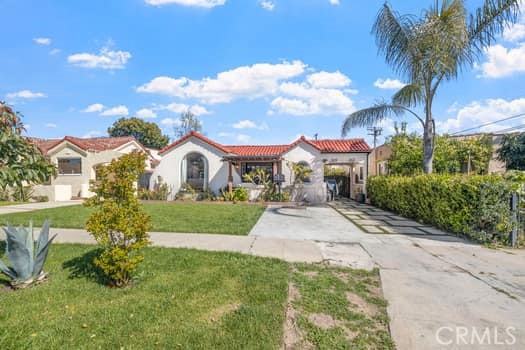 1819 84th Street, Los Angeles, California 90047, 5 Bedrooms Bedrooms, ,4 BathroomsBathrooms,Single Family Residence,For Sale,84th,DW24091199