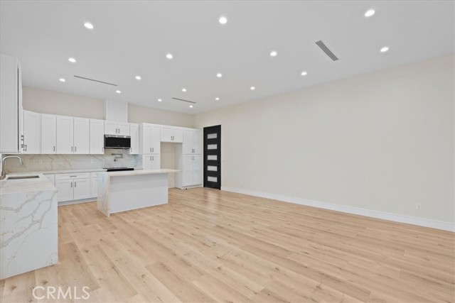 Detail Gallery Image 11 of 33 For 15952 Simonds, Granada Hills,  CA 91344 - 4 Beds | 2 Baths