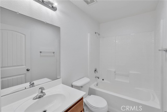 Detail Gallery Image 16 of 37 For 13102 Napa Ct, Hesperia,  CA 92344 - 5 Beds | 3 Baths