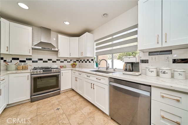 Detail Gallery Image 18 of 62 For 25437 Chisom Ln, Stevenson Ranch,  CA 91381 - 4 Beds | 3 Baths