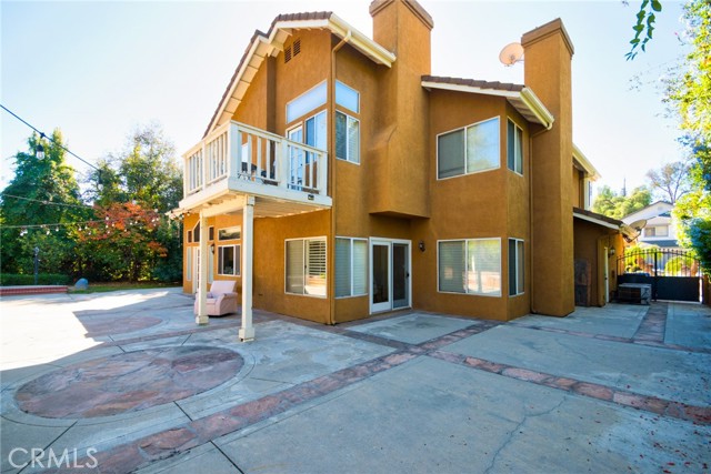 Detail Gallery Image 13 of 15 For 16 Los Felis, Pomona,  CA 91766 - 4 Beds | 4 Baths