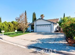 1130 Rose Circle, Corona, CA 92882