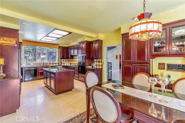 Image 28 of 75 For 20585 Whispering Oaks Drive