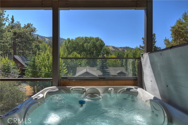 43669 Ridge Crest, Big Bear Lake, CA 92315