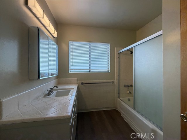 Detail Gallery Image 9 of 11 For 2733 via Paseo #6,  Montebello,  CA 90640 - 2 Beds | 1 Baths
