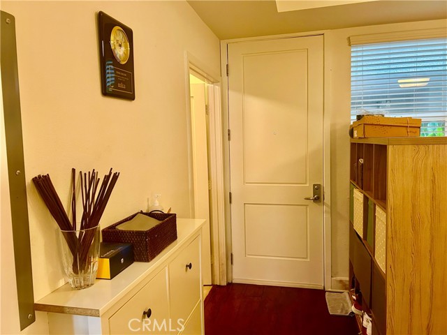Detail Gallery Image 15 of 64 For 300 E 4th St. #101,  Long Beach,  CA 90802 - 1 Beds | 2 Baths