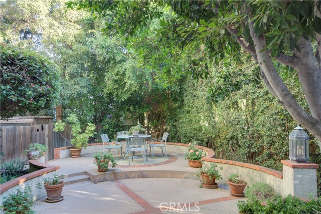 Detail Gallery Image 21 of 23 For 2606 Cañada Bld #201,  Glendale,  CA 91208 - 3 Beds | 2 Baths