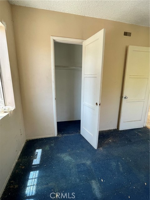 Detail Gallery Image 12 of 20 For 14662 Maclay, –,  CA 91345 - 4 Beds | 2 Baths