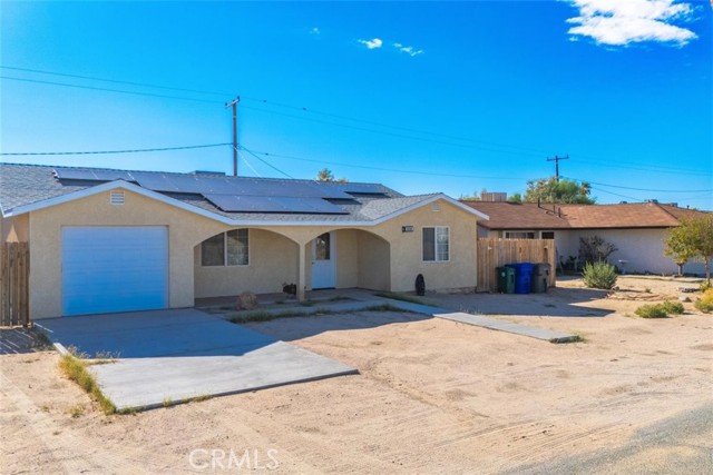 Detail Gallery Image 4 of 41 For 6350 Athol Ave, Twentynine Palms,  CA 92277 - 3 Beds | 3 Baths