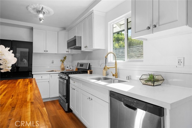 Detail Gallery Image 9 of 55 For 3720 Harriman, Los Angeles,  CA 90032 - 4 Beds | 3 Baths