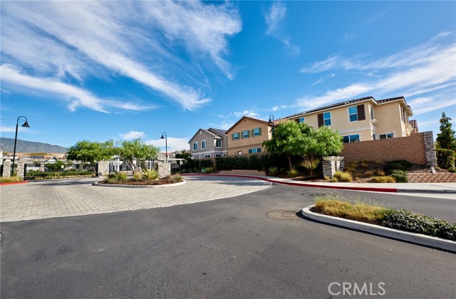 Detail Gallery Image 41 of 50 For 15188 Horizon St #8,  Fontana,  CA 92336 - 4 Beds | 3 Baths