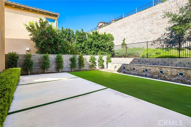 Detail Gallery Image 58 of 65 For 5567 Heritage Oak Dr, Lake Forest,  CA 92679 - 4 Beds | 3/1 Baths