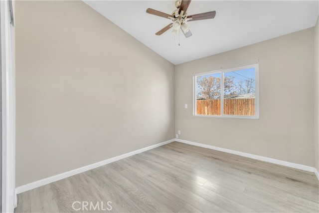 Detail Gallery Image 9 of 17 For 1041 W Avenue H2, Lancaster,  CA 93534 - 4 Beds | 2 Baths