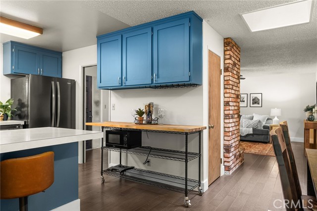 Detail Gallery Image 15 of 40 For 1702 Oak Vista Avenue, Chico,  CA 95926 - 3 Beds | 2 Baths