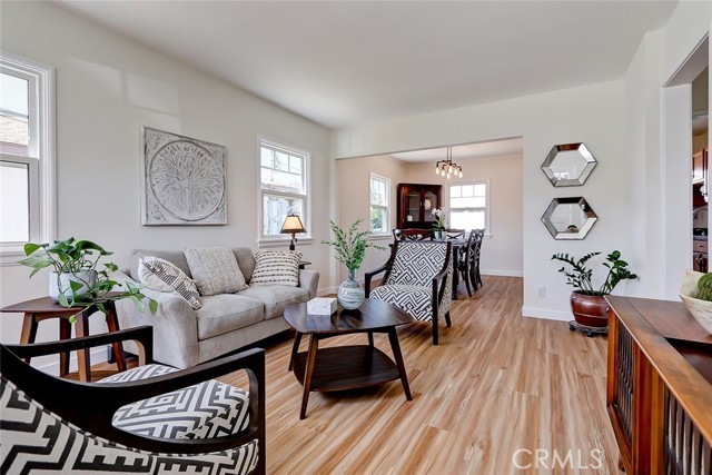 2607 Robinson Street, Redondo Beach, California 90278, 3 Bedrooms Bedrooms, ,1 BathroomBathrooms,Residential,Sold,Robinson,SB22142244