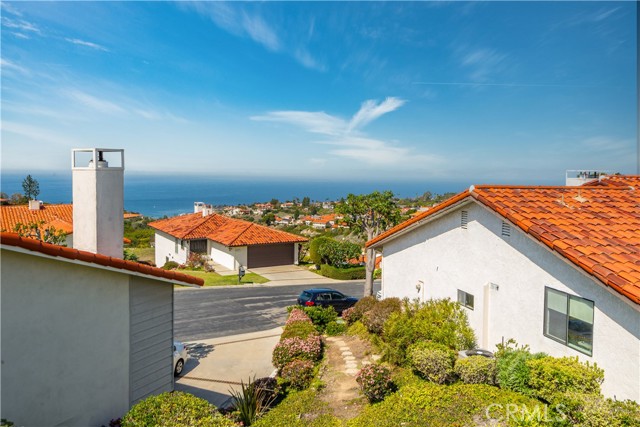 25 Ocean Crest Court, Rancho Palos Verdes, California 90275, 2 Bedrooms Bedrooms, ,3 BathroomsBathrooms,Residential,For Sale,Ocean Crest,PV25053796