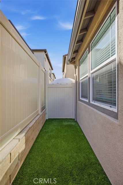 Image 55 of 75 For 32736 Brunello Way