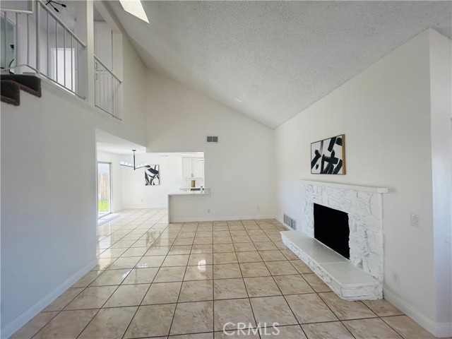 Detail Gallery Image 4 of 19 For 25177 Dana Ln, Moreno Valley,  CA 92551 - 3 Beds | 2 Baths
