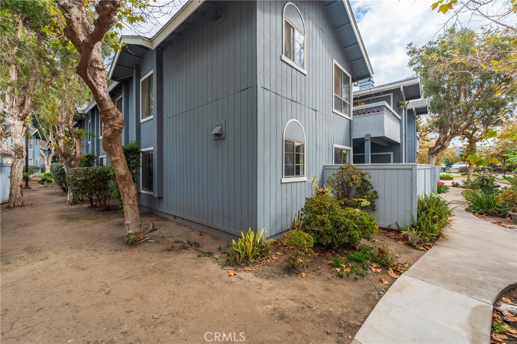 MLS #OC25239803 image #27