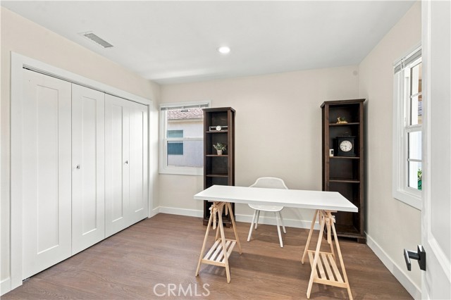 18745 Sunburst Street photo 16