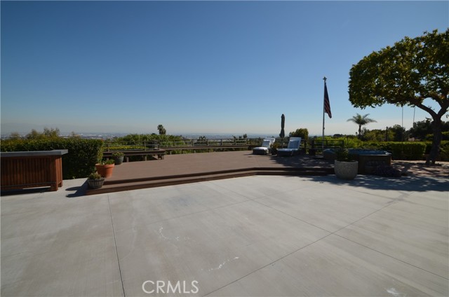 5001 Range Horse Lane, Rolling Hills Estates, California 90274, 3 Bedrooms Bedrooms, ,4 BathroomsBathrooms,Residential,Sold,Range Horse,SB22038227