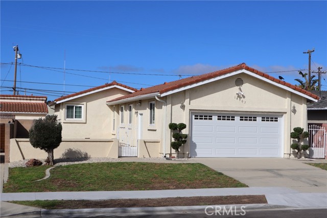 Detail Gallery Image 2 of 32 For 18907 Felbar Ave, Torrance,  CA 90504 - 3 Beds | 2 Baths
