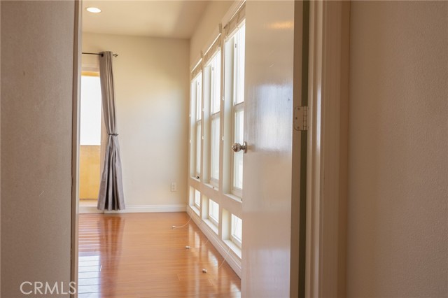 13707 S Budlong Avenue, Gardena CA: https://media.crmls.org/medias/a7a3e77a-8850-443b-80e4-49014a8b11ed.jpg