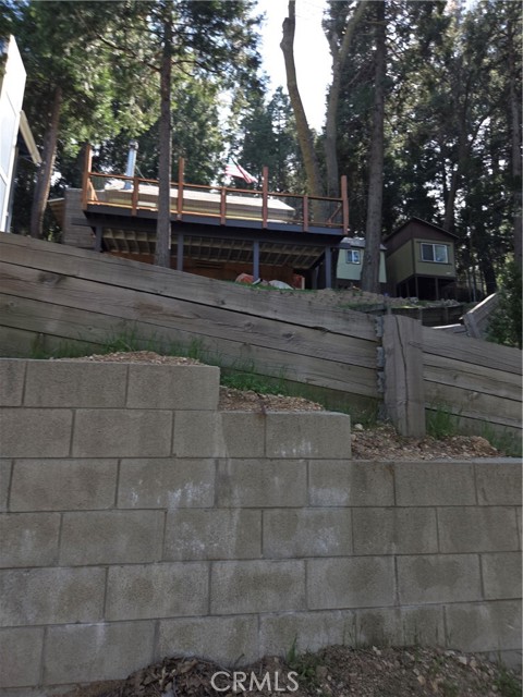 Detail Gallery Image 32 of 32 For 23553 Lake Dr, Crestline,  CA 92325 - 2 Beds | 2 Baths