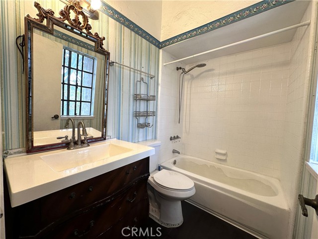 Detail Gallery Image 9 of 19 For 2220 E Chapman Ave #40,  Fullerton,  CA 92831 - 2 Beds | 2/1 Baths