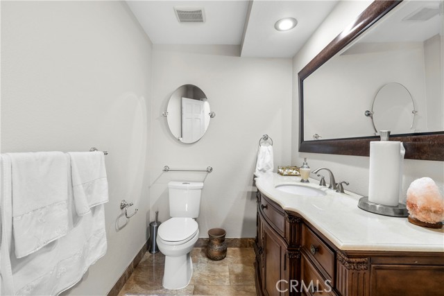 Detail Gallery Image 40 of 46 For 6056 Lake Lindero, Agoura Hills,  CA 91301 - 4 Beds | 3/1 Baths