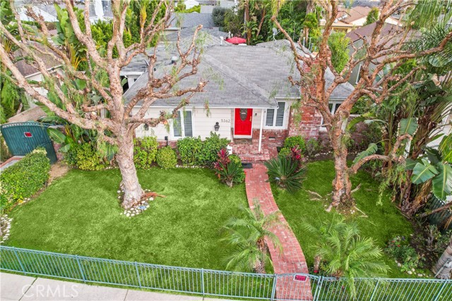 5362 Yolanda Avenue, Tarzana CA: https://media.crmls.org/medias/a7a4fc5a-542c-4e1a-a86a-5a77feeb32a9.jpg