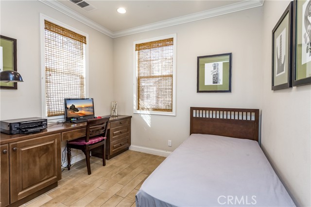 Detail Gallery Image 15 of 28 For 110 Shadowbrook, Irvine,  CA 92604 - 3 Beds | 2/1 Baths