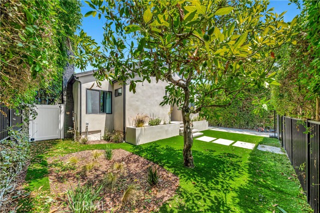 Detail Gallery Image 52 of 54 For 6743 Colgate Ave, Los Angeles,  CA 90048 - 4 Beds | 3/1 Baths