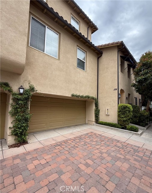 184 Hayward