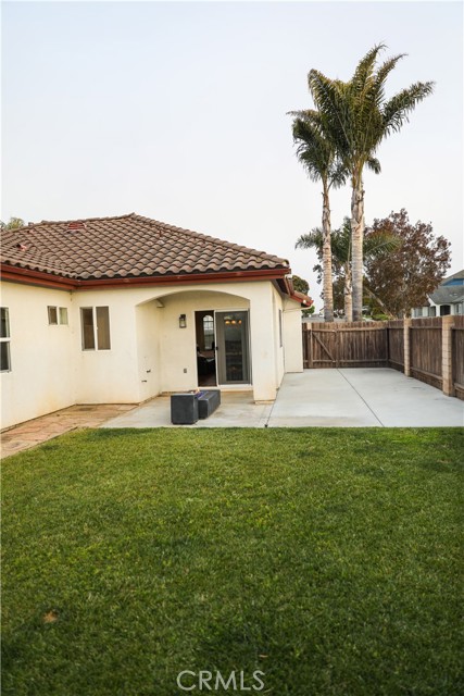 1639 La Selva Ave, Grover Beach CA: https://media.crmls.org/medias/a7a5576e-3bf2-45a1-a953-07f2d3221afb.jpg