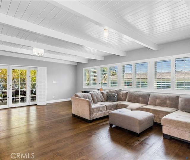 Detail Gallery Image 5 of 21 For 826 Knob Hill Ave, Redondo Beach,  CA 90277 - 4 Beds | 2 Baths