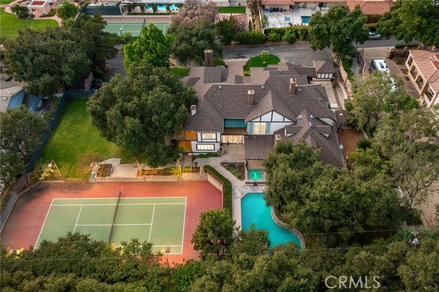533 E Sierra Madre Avenue, Glendora CA: https://media.crmls.org/medias/a7a5bfaf-f25b-4ad0-93c3-fb440761aa0b.jpg