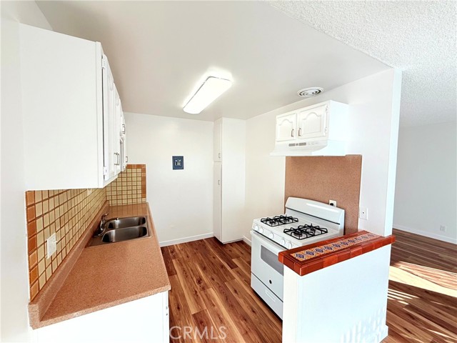 Detail Gallery Image 16 of 28 For 10919 Pioneer Bld, Santa Fe Springs,  CA 90670 - – Beds | – Baths