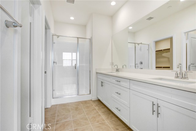 Detail Gallery Image 11 of 16 For 4370 S Alegro Privado, Ontario,  CA 91761 - 3 Beds | 2/1 Baths