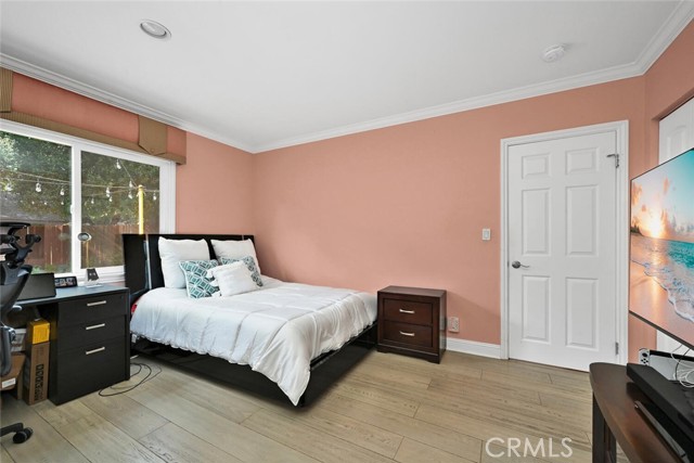 can be a mother-in law quarters, 2nd master suite downstairs.