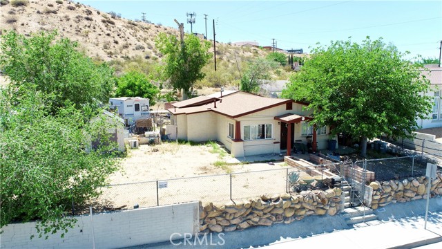 Detail Gallery Image 4 of 14 For 15445 Hesperia Rd, Victorville,  CA 92395 - 3 Beds | 1 Baths