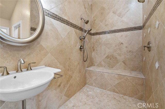 Detail Gallery Image 12 of 37 For 301 S Shakespeare Ln, Big Bear City,  CA 92314 - 3 Beds | 2 Baths