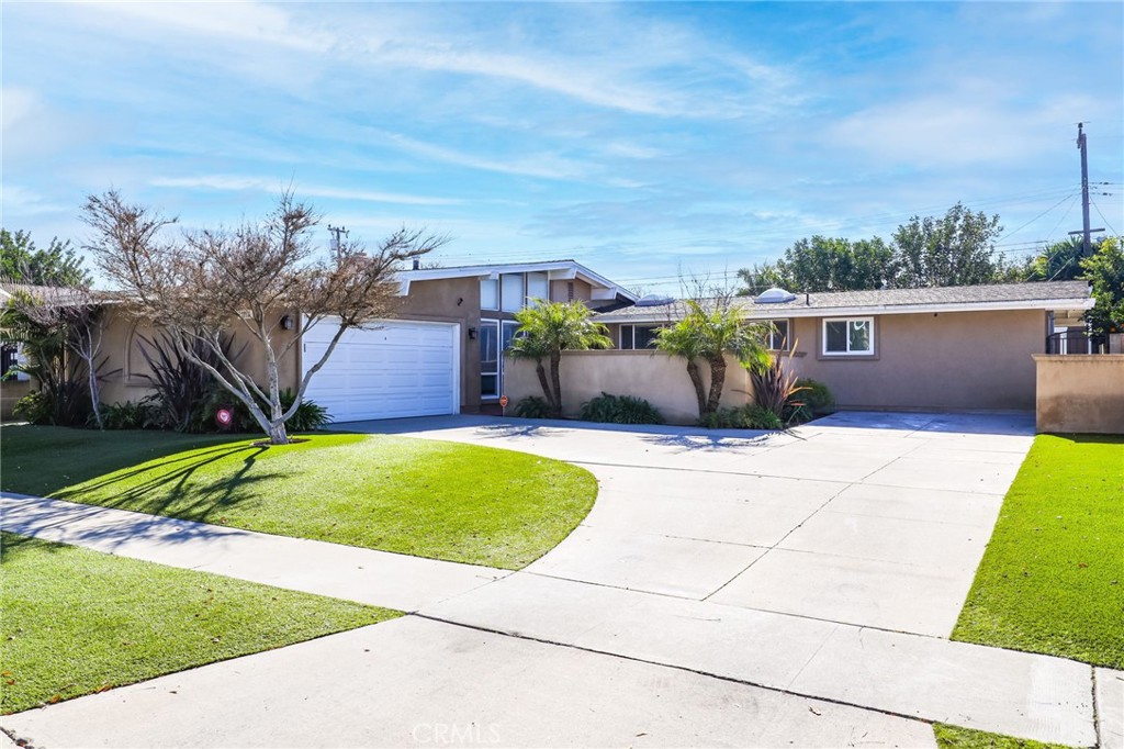 2712 Mainway Drive