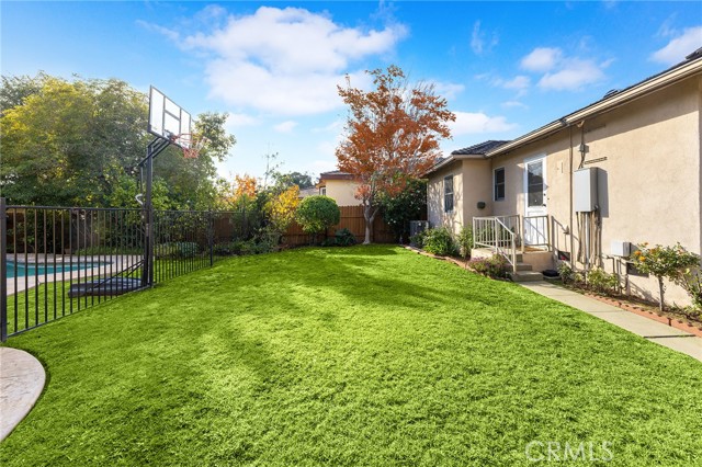 Detail Gallery Image 26 of 33 For 2270 Brentford Rd, San Marino,  CA 91108 - 3 Beds | 2/1 Baths