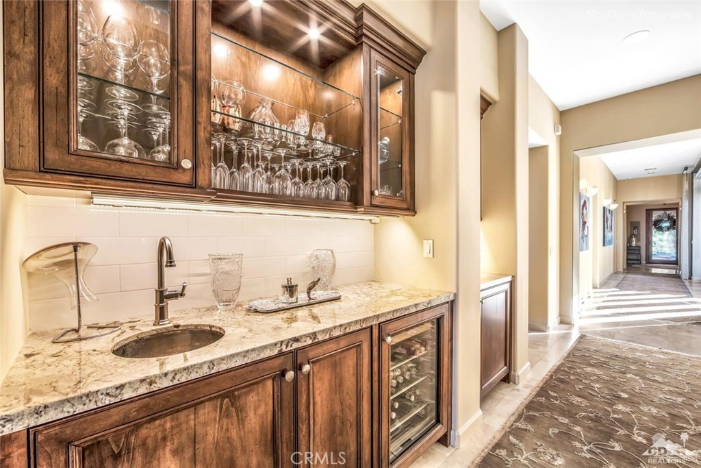 MLS #219006843DA image #6