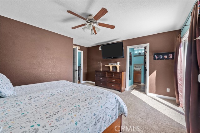 Detail Gallery Image 24 of 40 For 23034 Willow View Cir, Valencia,  CA 91354 - 4 Beds | 2 Baths