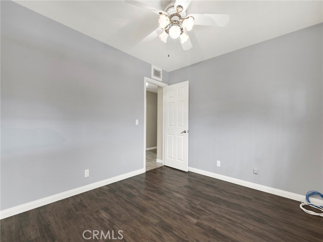 Detail Gallery Image 12 of 34 For 26721 Diaz Dr, Saugus,  CA 91350 - 4 Beds | 2 Baths